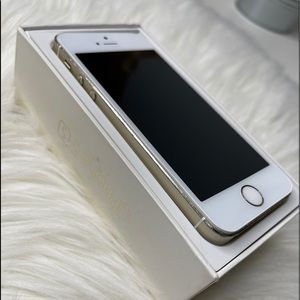 iPhone 5s Gold